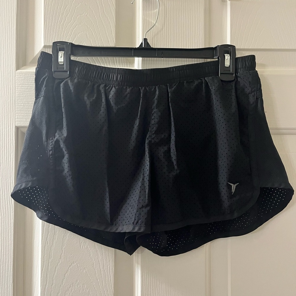 Black old navy athletic shorts